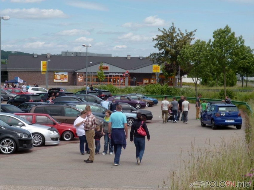 Für fast 500 VWs/Audis musste die Stellfläche verdoppelt werden!