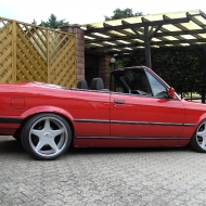 BMW E30 325i Cabrio von micha325