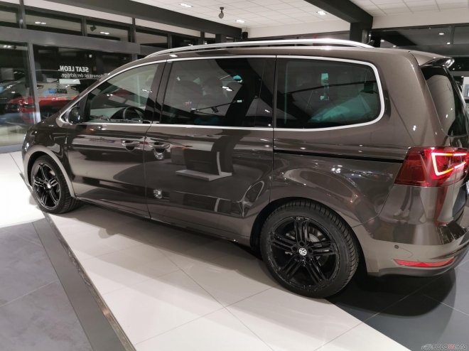 Seat Alhambra 7N von Calsonic9N3 