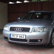 Audi A4 8E Avant von horch