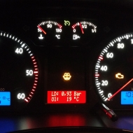 Zusatzdisplay im Tacho 