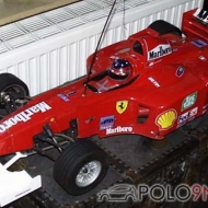 Formel 1 von FG-Modellsport Maßstab 1:5 mit 2-Takt Verbrennungsmotor