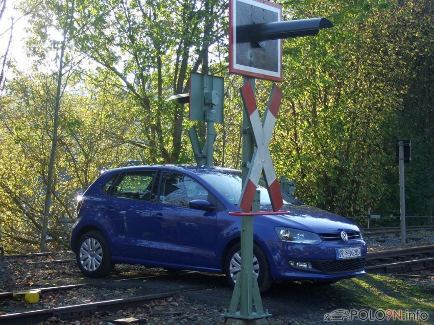 Der Weg kommt aus dem Nichts...