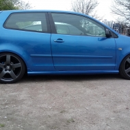 GTI Seitenschweller lackiert