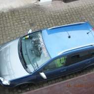 Jetzt mit Motorhauben Folie ("dunkel Silber" :D (grau metallic Avery Dennison CB159))
