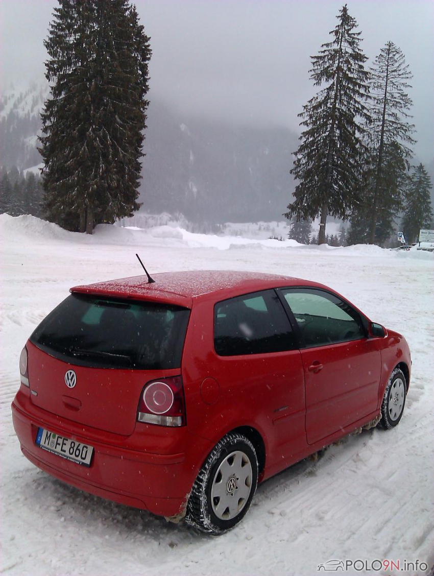 rauf zum Spitzing bei Schneekettenpflicht ganz ohne die Dinger, ganz ohne Probleme!! :D