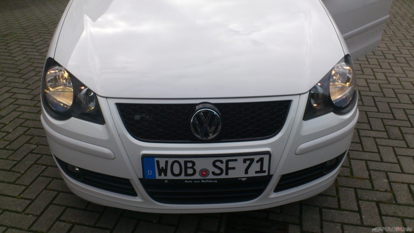 So Grill ist ja fertig jetzt müssen unten nur noch die Lackierten Gitter rein.
