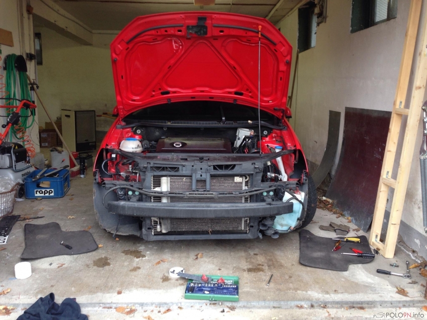 Umbau auf schwarze Frontscheinwerfer
