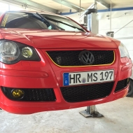 BlueMotion-Ansatz und lackierter GTI-Grill/Honeycomb-Gitter