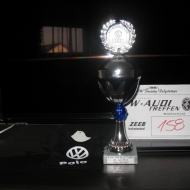 1  Pokal 