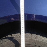 Abstand vorne, vor der Tieferlegung ca. 63,5 cm