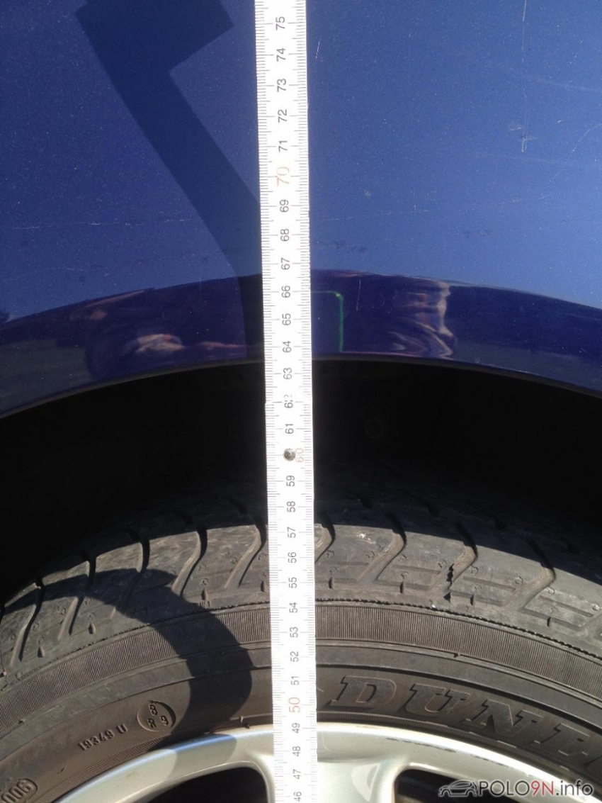 Abstand vorne, vor der Tieferlegung ca. 63,5 cm