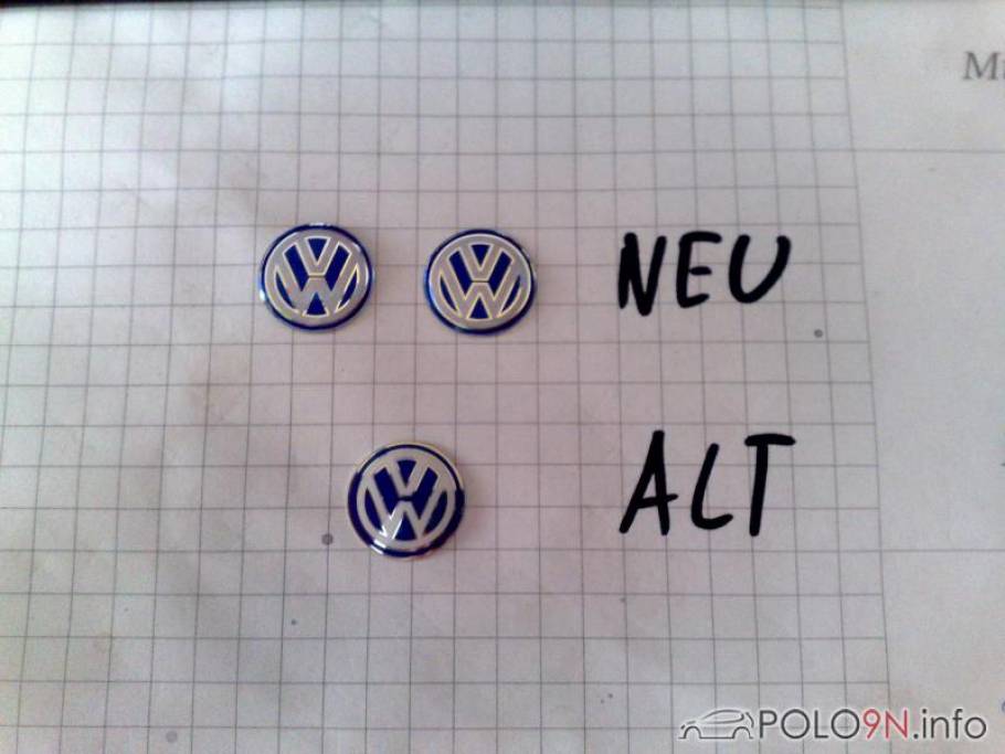 VW-Emblem am Klappschlüssel gegen kratzfestes Emblem tauschen 