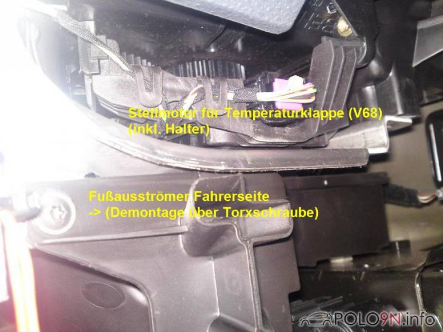 Stellmotoren Der Temperaturklappe V68 Und Der Umluftklappe V154 Ohne Ausbau Des Armaturenbretts Instandsetzen Tauschen Polo9n Info